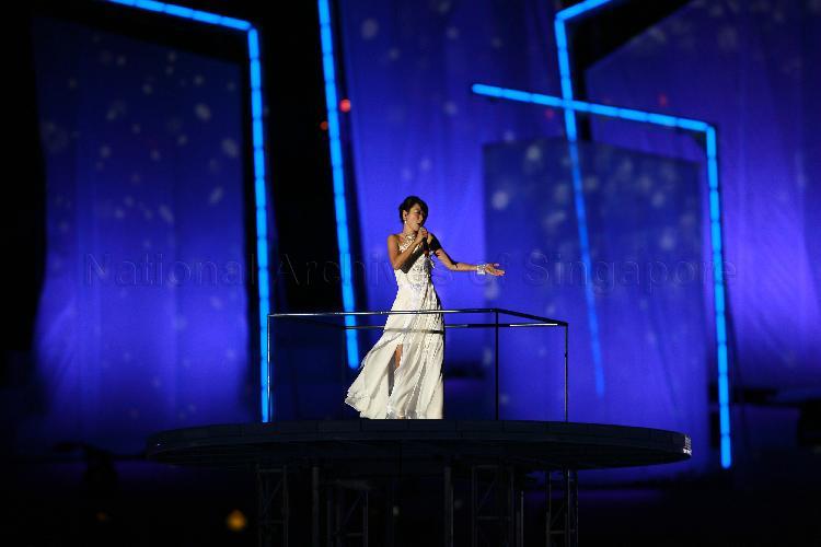 National Day Parade 2006 at National Stadium -- Singer artiste Kaira Gong singing the National Day theme song "My Island Home"