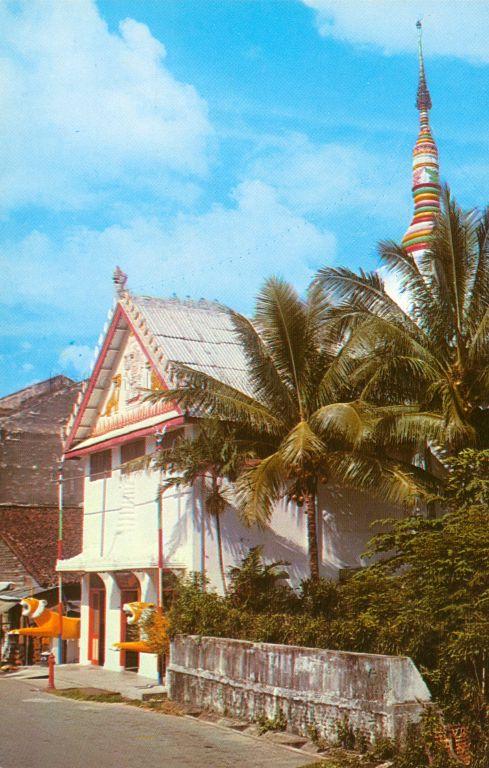 The Sakya Muni Buddha Gaya Temple (Temple of 1,000 Lights) at Race Course Road. The temple was founded by Venerable Vutthisara, a Thai monk in 1927