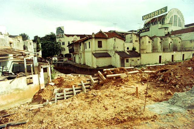 Urban renewal at Orchard Road in front of Amber Mansions (site of Dhoby Ghaut station)