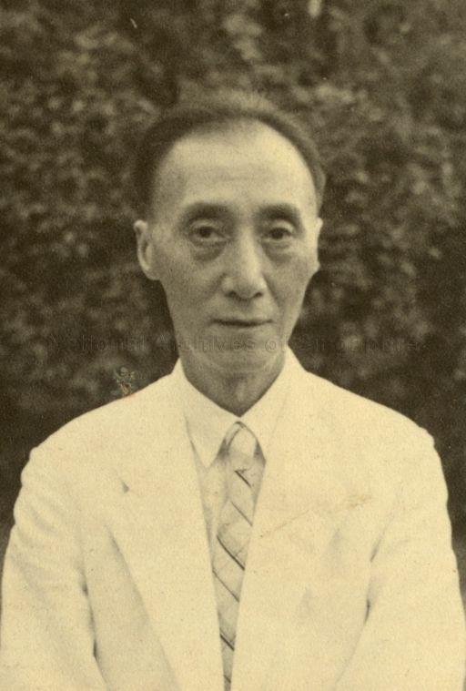 Dr Yin Suat Chuan (Dr Lim Boon Keng's medical partner and brother-in-law)