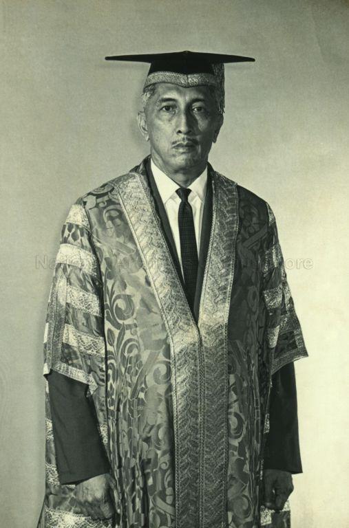 Portrait of President Yusof Ishak in the robes of Chancellor of the University of Singapore