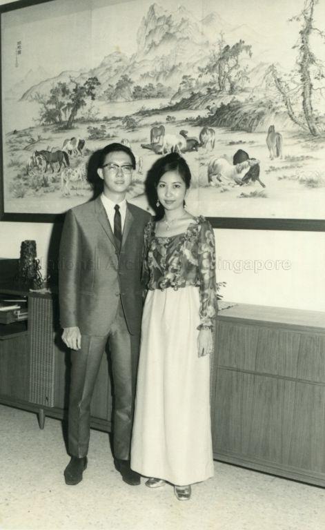 Lim Kiat Seng, eldest son of Minister for Interior and Defence Lim Kim San, and his bride at their private wedding dinner