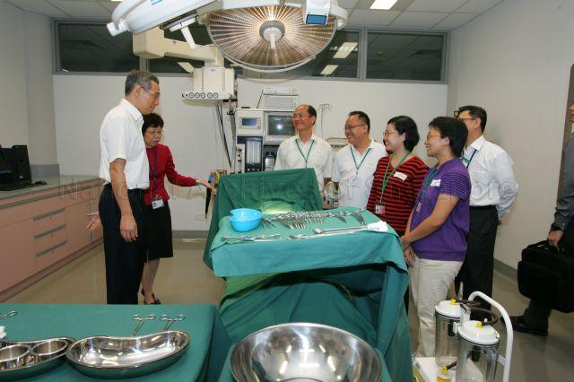 Taken at: Visit to Continuing Education Training Centre at Nanyang Polytechnic's School of Health Sciences Pictured: Prime Minister Lee Hsien Loong