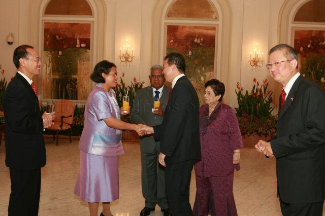 Taken at: Call on President S R Nathan and his wife Mrs Nathan by Thai Princess Maha Chakri Sirindhorn at Istana Pictured: President S R Nathan and his wife Mrs Nathan, Minister of Foreign Affairs George Yeo and Thai Princess Maha Chakri Sirindhorn