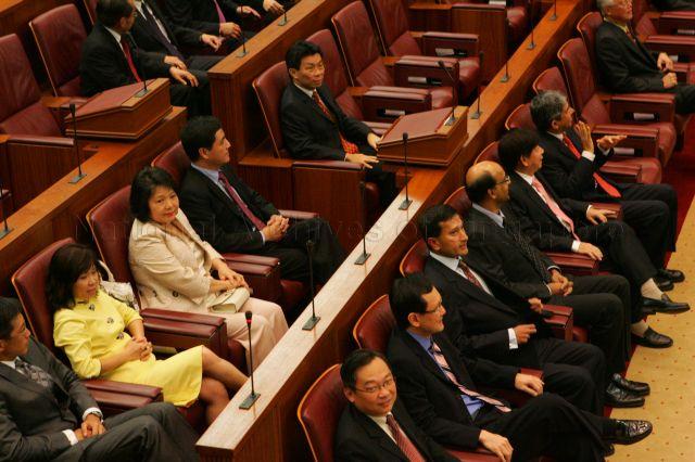 Taken at: Opening of the Second Session of the 11th Parliament by President S R Nathan at Parliament House Pictured: Minister for Manpower Gan Kim Yong, Minister for Transport Raymond Lim, Minister for Community Development, Youth and Sports (MCYS) Vivian Balakrishnan, Minister for Finance Tharman Shanmugaratnam, Minister for Health Khaw Boon Wan, Minister for the Environment and Water Resources (MEWR) Dr Yaacob Ibrahim, Senior Parliamentary Secretary for MCYS and Transport Teo Ser Luck, Minister of State for MEWR Dr Amy Khor, Minister of State for MCYS Yu-Foo Yee Shoon, Minister of State in the Prime Minister's Office Heng Chee How, and Minister of State for Manpower, Trade and Industry Lee Yi Shyan