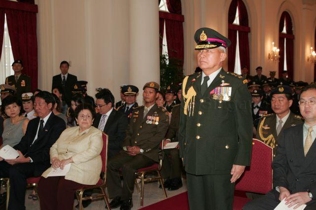 Thailand's former Permanent Secretary for Defence, General Winai Phattiyakul (standing) at Istana. President S R Nathan will be conferring Singapore's highest military award, Distinguished Service Order (Military) on him.