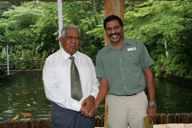President S R Nathan and staff member of Wildlife Reserves Singapore posing for photographs at Singapore Zoo in Mandai during launch of Wildlife Reserves Singapore Conservation Fund
