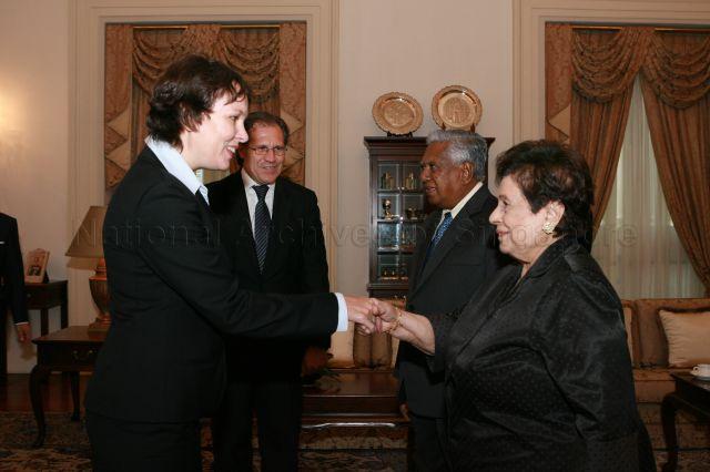 Mrs Luis Almagro, wife of Ambassador-designate of the Oriental Republic of Uruguay, and Mrs S R Nathan exchanging greetings during presentation ceremony of Mr Almagro's credentials to President S R Nathan at Istana