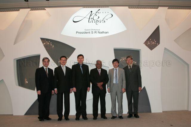 Taken at: National Arts Council (NAC) Arts Award Ceremony and Presentation Of Cultural Medallion at the Istana Pictured: Guest-of-Honour President S R Nathan, Acting Minister for Information, Communications and the Arts Lui Tuck Yew and Cultural Medallion recipient Ang Ah Tee