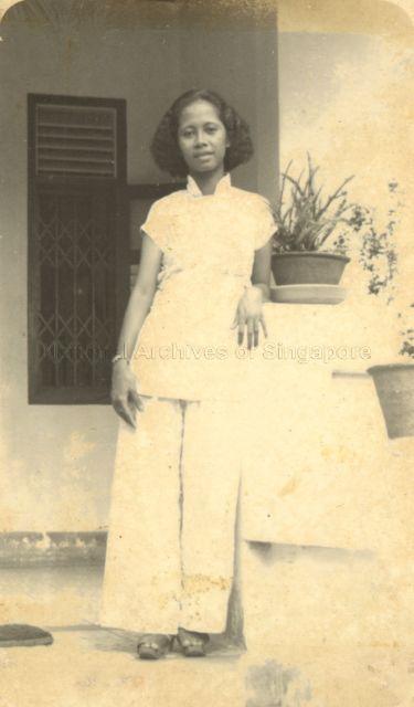 Edna May Scully at 7 Martia Road