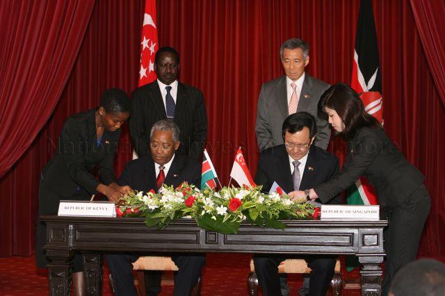 Taken at: Signing of the Singapore-Kenya Air Services Agreement at the Istana  Pictured: Prime Minister Lee Hsien Loong and Prime Minister of the Republic of Kenya Raila Odinga