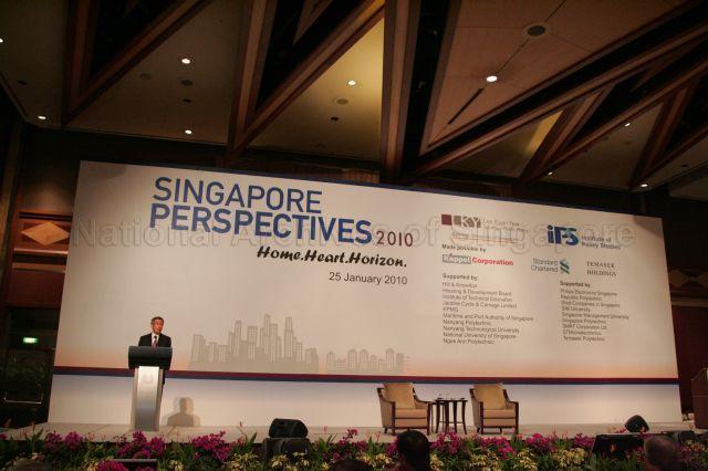 Taken at: Singapore Perspectives 2010 at Raffles City Convention Centre &nbsp;Pictured: Prime Minister Lee Hsien Loong