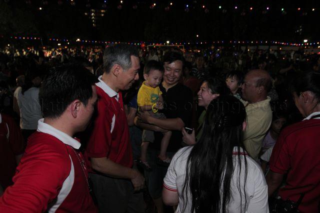 Taken at: Ang Mo Kio - Yio Chu Kang Community Roadshow in celebration of People's Association (PA)'s 50th Anniversary and Teck Ghee Lantern Night 2010 at Ang Mo Kio Pictured: Guest-of-Honour Prime Minister Lee Hsien Loong