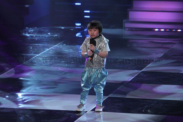 Taiwanese child star Xiao Xiao Bin performing at Society for the Physically Disabled (SPD)'s charity show held at Mediacorp television auditorium