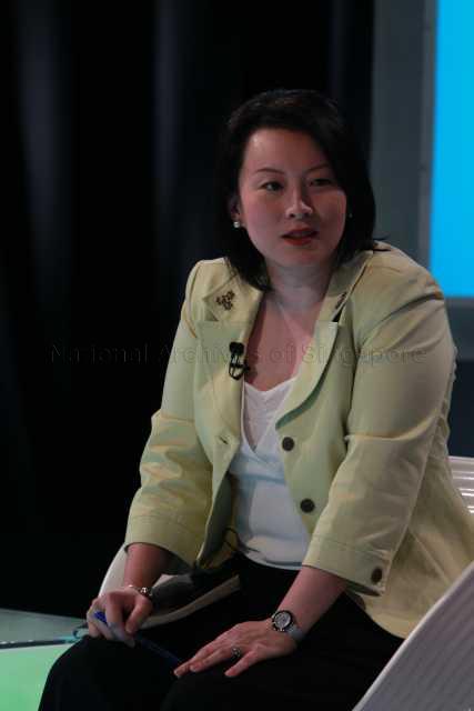 Associate Director of Institute of Policy Studies Ms Chang Li Lin at MediaCorp's studios for recording of Mandarin television forum "我问总理" (Question time with the Prime Minister)