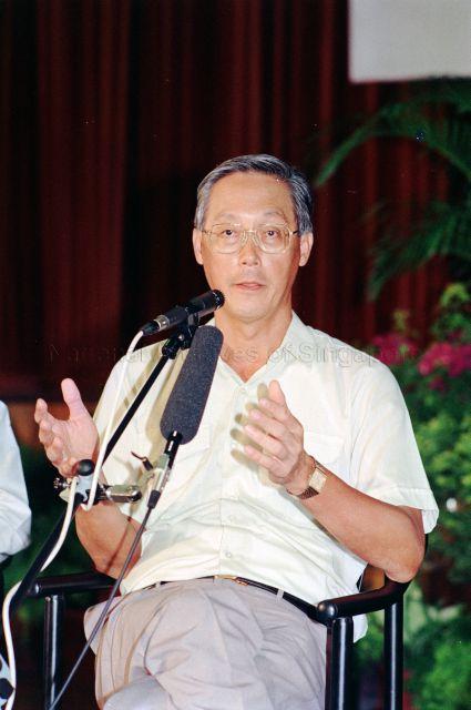 Community Visit to Bedok GRC - Prime Minister Goh Chok Tong having a dialogue session with residents.