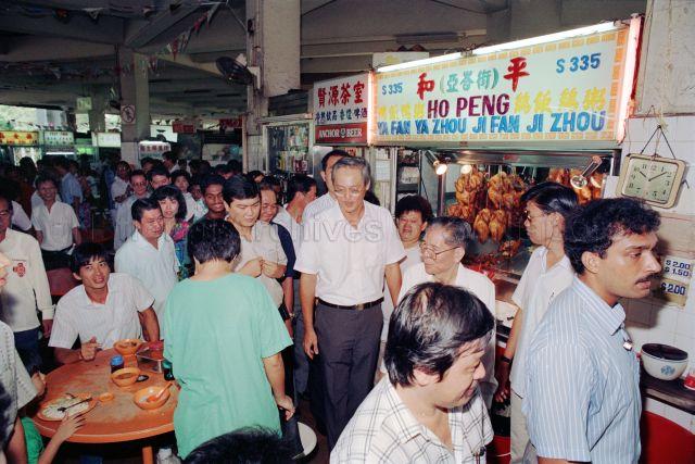 Community Visit to Cairnhill Constituency - Prime Minister Goh Chok Tong visiting a hawker centre.