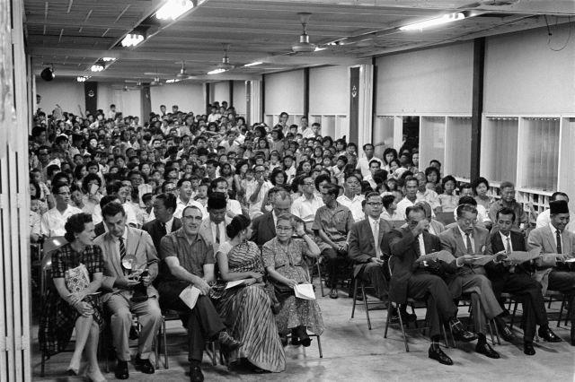 Residents Get-Together session at Queenstown Community Centre - Guests and residents at the community centre
