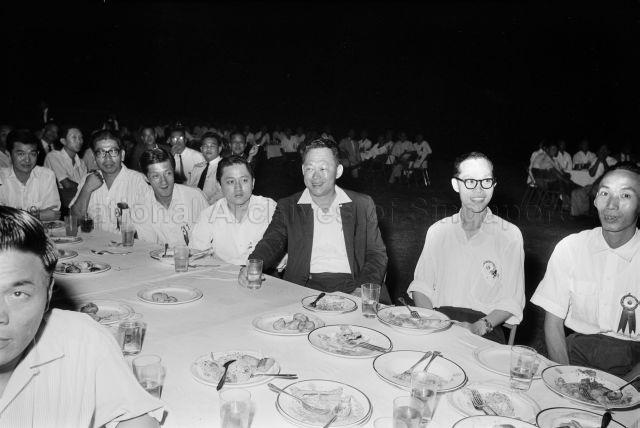 Prime Minister's Reception at Sri Temasek - Prime Minister Lee Kuan Yew seated with guests