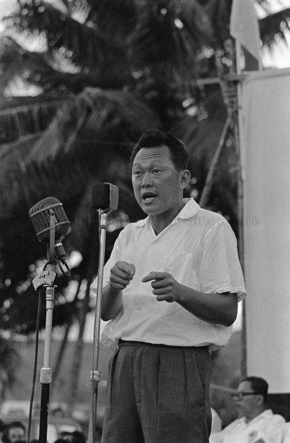 Laying of Foundation Stone for Woodlands Community Centre - Prime Minister Lee Kuan Yew delivering a speech