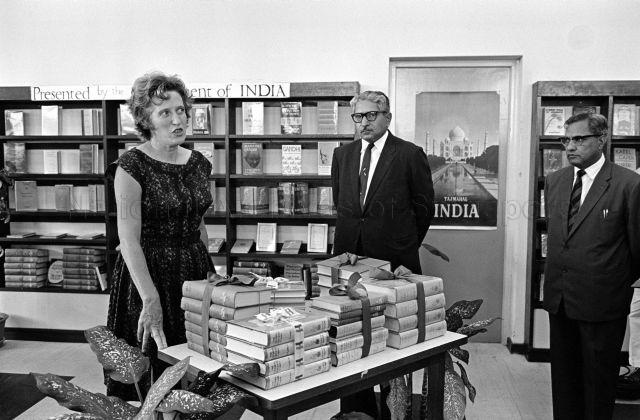 Presentation of books to the National Library by the India Commission - Library officials and guests at the presentation