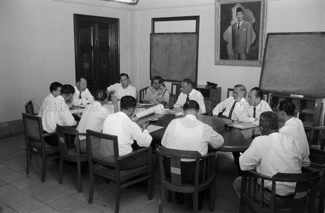 Press Conference of the National Stadium Working Committee at the Ministry of Culture Conference Room - Committee members speaking to the press