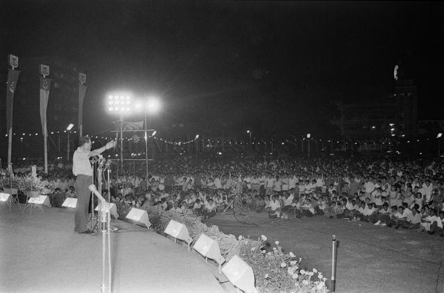 Visit to Chinatown areas (Pickering Street, Hong Lim Green) - Prime Minister Lee Kuan Yew delivering a speech