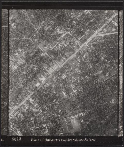 Aerial photo shows the location of present day Charlton Park estate. The top right corner shows the junction of Upper Serangoon Road and Tampines Road. A number of buildings are still there today. The site of old St Joseph Convent School and Kong Yong High School can also be identified.