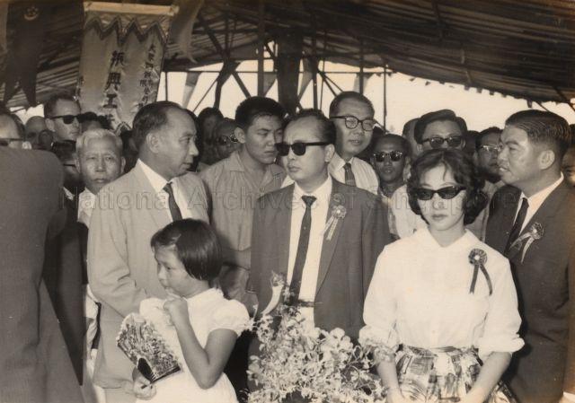 Minister of Finance Dr Goh Keng Swee with Executive Director of National Iron and Steel Mills Limited Wee Cho Yaw (centre) and guests at foundation stone laying ceremony of the $50 million factory in Jurong Industrial Estate