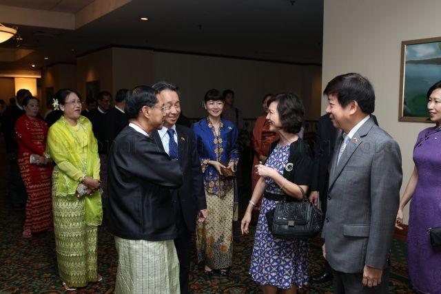 Chief Minister of Yangon He U Myint Swe welcoming Singapore Minister for National Development Mr Khaw Boon Wan and wife