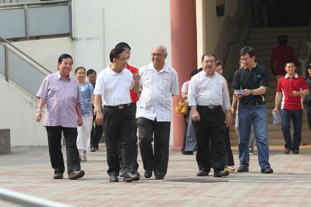 (2nd and 3rd from left) Member of Parliament (Ang Mo Kio GRC) Seng Han Thong and former Member of Parliament and Ang Mo Kio GRC Grassroots Advisor Assoc Professor Sushilan Vasoo attending Ang Mo Kio Residents and Town Hall Meeting of Committee Club Management Committee (CCMC) at Teck Ghee Town Hall, Blk 220, Ang Mo Kio Ave 1.