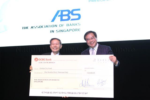 Taken at: Association of Banks in Singapore (ABS) 40th Anniversary Dinner at Resorts World Convention Centre<br /><br />Pictured: incoming Chairman of ABS and Oversea-Chinese Banking Corporation (OCBC) Chief Executive Samuel Tsien and Chairman of Garden City Fund Professor Leo Tan