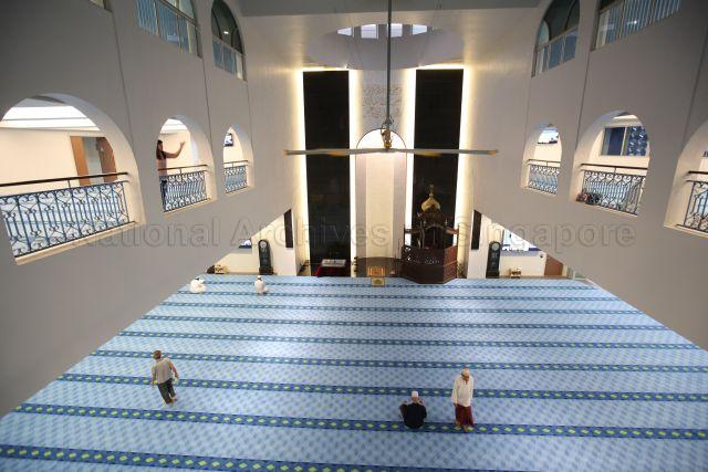 Mosque Rnr Photo of first level prayer hall of An-Nur Mosque located at