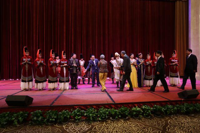Xinjiang Uyghur Autonomous Region Chairman Nur Bekri (far right), Xinjiang Party Secretary Zhang Chunxian (to the left of Mr Bekri), Prime Minister Lee Hsien Loong (to the left of Mr Zhang) and Prime Minister Lee's wife Madam Ho Ching (to the left of Prime Minister Lee, back facing camera) are at Xinjiang State Guesthouse at Shihezi. This is a picture taken during Prime Minister Lee’s seven-day official visit to China.