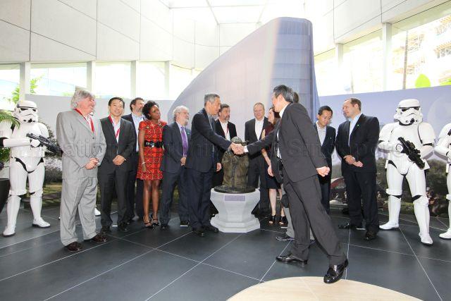 Taken at: Opening of Lucasfilm Sandcrawler Building at 1 Fusionopolis View Pictured: Guest-of-Honour Prime Minister Lee Hsien Loong, Lucasfilm President Kathleen Kennedy, Lucasfilm Founder George Lucas and EDB Chairman Leo Yip
