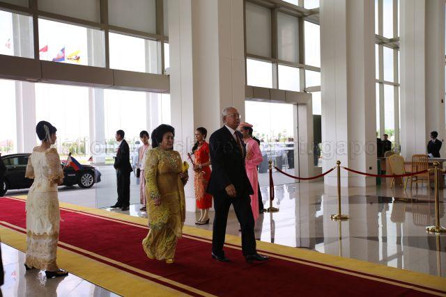 Prime Minister of Malaysia Najib Razak and wife Rosmah Mansor arriving at Myanmar International Convention Centre, Nay Pyi Taw, for opening ceremony of the 24th ASEAN Summit