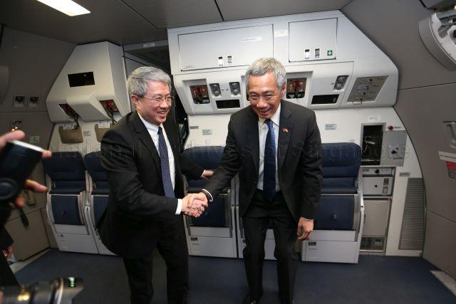Taken at: Lunch and tour hosted by EADS EFW in an EFW hangar<br />Pictured: Prime Minister Lee Hsien Loong