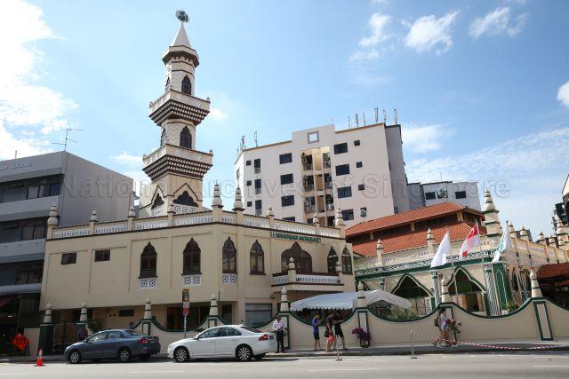 Khadijah Mosque at 583 Geylang Road