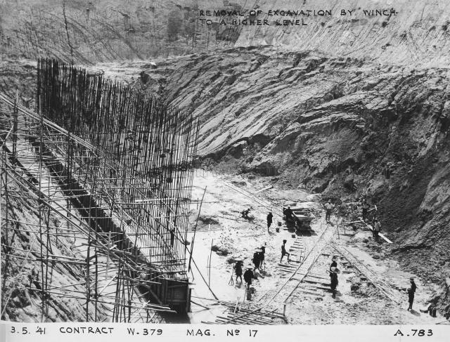 Singapore Naval Base - Contract W379. Magazine No.17.