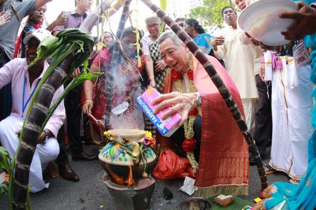 Taken at: Pongal Harvest Festival at Cheng San Community Club Pictured: Prime Minister Lee Hsien Loong and Member of Parliament for Ang Mo Kio GRC Ang Hin Kee
