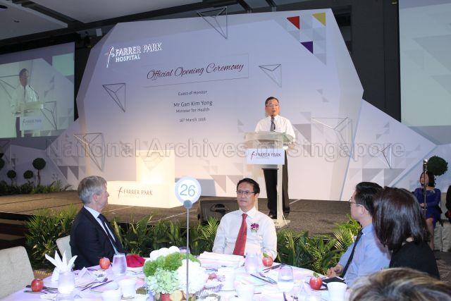 Taken at: Official opening of Farrer Park Hospital Pictured: Guest-of-Honour Minister for Health Gan Kim Yong and CEO of The Farrer Park Company Dr Peng Chung Mien