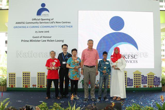 Taken at: Official opening of Ang Mo Kio Family Service Centre (AMKFSC) Community Services Ltd's four new centres at the multi-purpose hall at Block 325A Ang Mo Kio Ave 3 Pictured: Guest-of-Honour Prime Minister Lee Hsien Loong and Chairman of AMKFSC Cyril Chua