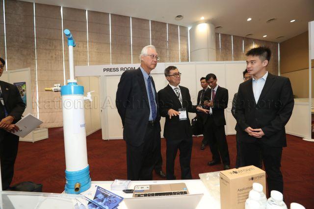 Taken at: Opening of the Base of Pyramid (BoP) World Convention 2016 at ITE College Central Pictured: Emeritus Senior Minister Goh Chok Tong and BoP Hub founder Jack Sim