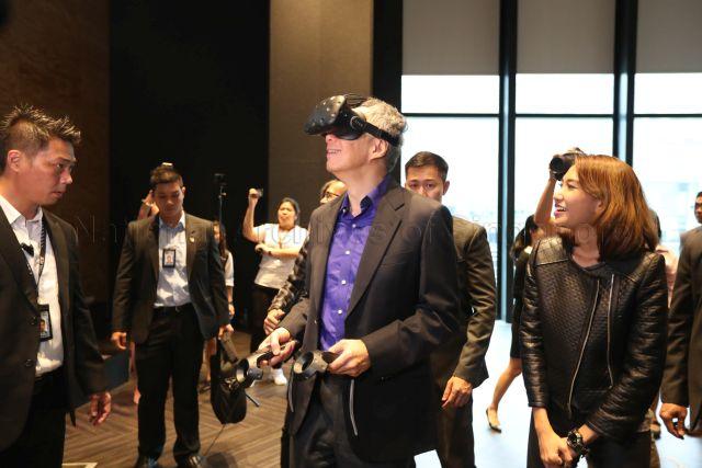 Taken at: Launch of the Google Asia Pacific office at Mapletree Business City Pictured: Prime Minister Lee Hsien Loong