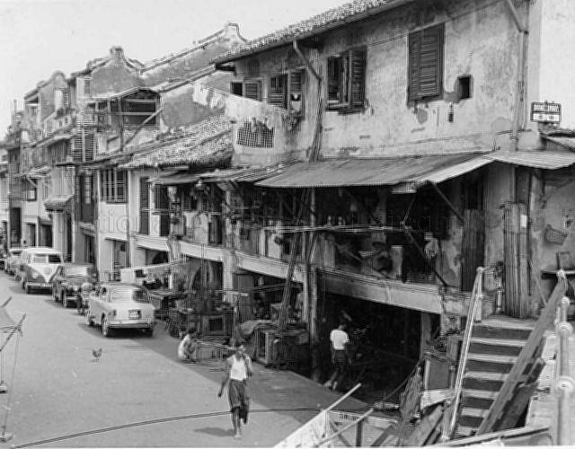 Old shophouses at Boat Quay along Singapore River