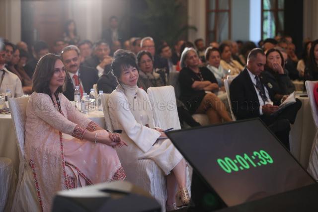 Taken at: Hindustan Times - MintAsia Leadership Summit 2018 at Four Seasons Hotel. Pictured: Deputy Prime Minister Tharman Shanmugaratnam's wife Jane Yumiko Ittogi.