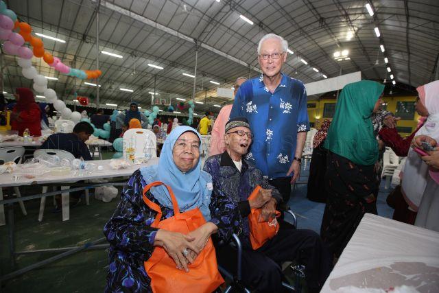 Taken at: Marine Parade Cluster (Marine Parade GRC, Macpherson and Mountbatten SMC) Harmony Iftar 2018 at Kampong Ubi Community Centre (CC)  Pictured: Emeritus Senior Minister Goh Chok Tong