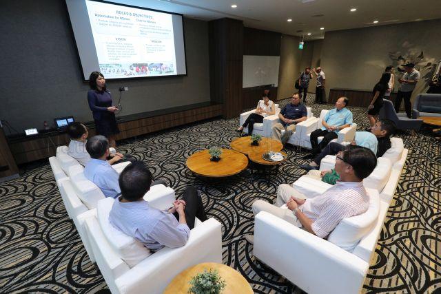 Taken at: Singapore Armed Forces Reservist Association (SAFRA) Lil' Stars competition at SAFRA Punggol &nbsp;Pictured: Guest-of-Honour and Patron of SAFRA President Halimah Yacob (partially hidden), Senior Minister of State for Defence and Foreign Affairs and President of SAFRA Dr Mohamad Maliki Bin Osman, &nbsp;Deputy Chief Executive Officer (Operations) of SAFRA Kris Ho, Deputy Chief Executive Officer (Business Strategies) of SAFRA Donald Tan, General Manager of National Service Resort & Country Club (NSRCC) Ng Heng Chew and Chairman of SAFRA Punggol Major (NS) Khoo Sze Boon (back facing camera)