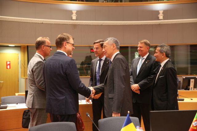 Taken at: The 12th Asia-Europe Meeting (ASEM) Summit and EU-ASEAN Leaders' Meeting at the Europa Building attended by Prime Minister Lee Hsien Loong during his official visit to Brussels in Belgium from 18 to 19 October &nbsp;Pictured: Prime Minister Lee Hsien Loong and Minister for Foreign Affairs Dr Vivian Balakrishnan