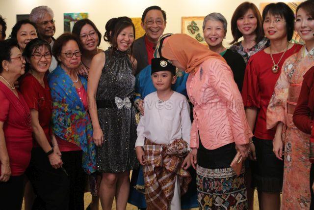 Taken at: National Cancer Centre Singapore's (NCCS) Charity Dinner 2018 at the Ritz Carlton Millenia &nbsp;Pictured: Guest-of-Honour President Halimah Yacob